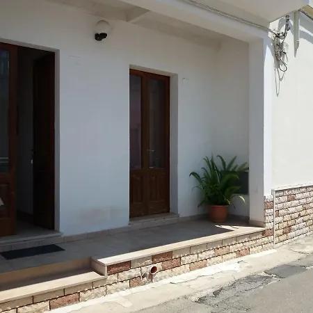 Casa Large